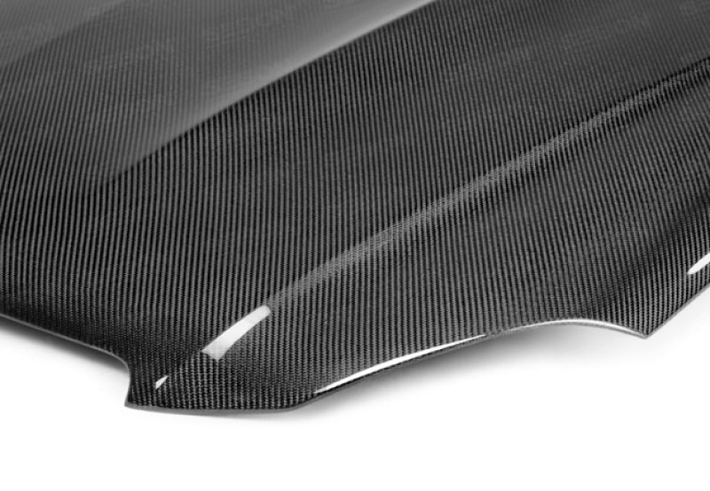 Seibon 12-14 Mercedes Benz C63 OEM Carbon Fiber Hood 3