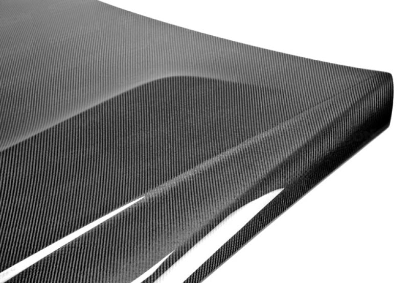 Seibon 12-14 Mercedes Benz C63 OEM Carbon Fiber Hood 4