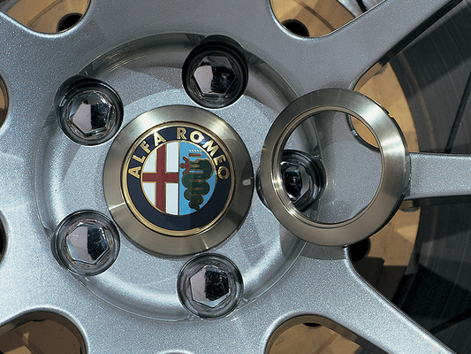 Advan 65mm Alfa Romeo Centercap Adapter Ring - Silver Alumite 0