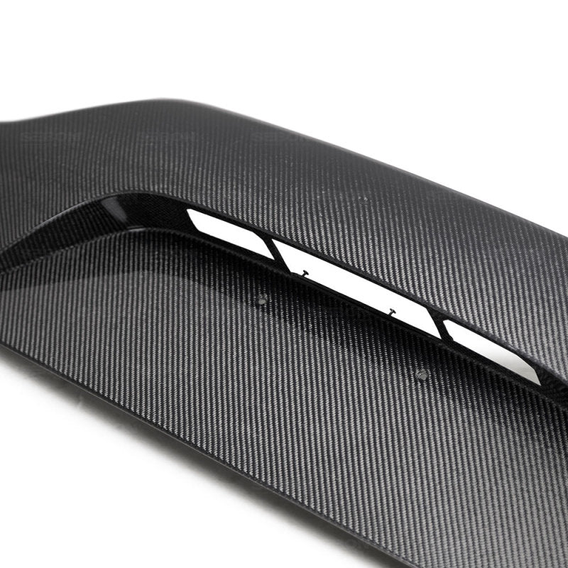 Seibon 2018 Kia Stinger OE-Style Carbon Fiber Rear Trunk Garnish 2