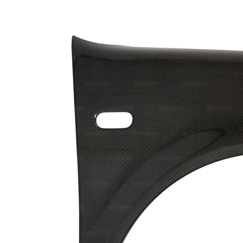 Seibon 99-04 Volkswagen Golf IV OEM Style Carbon Fiber Fenders 4