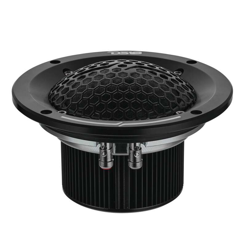 DS18 5.25in 300 Watts RMS 4 ohm Neodymium Mid-Range Tuned Closed-End Chamber Loudspeakers