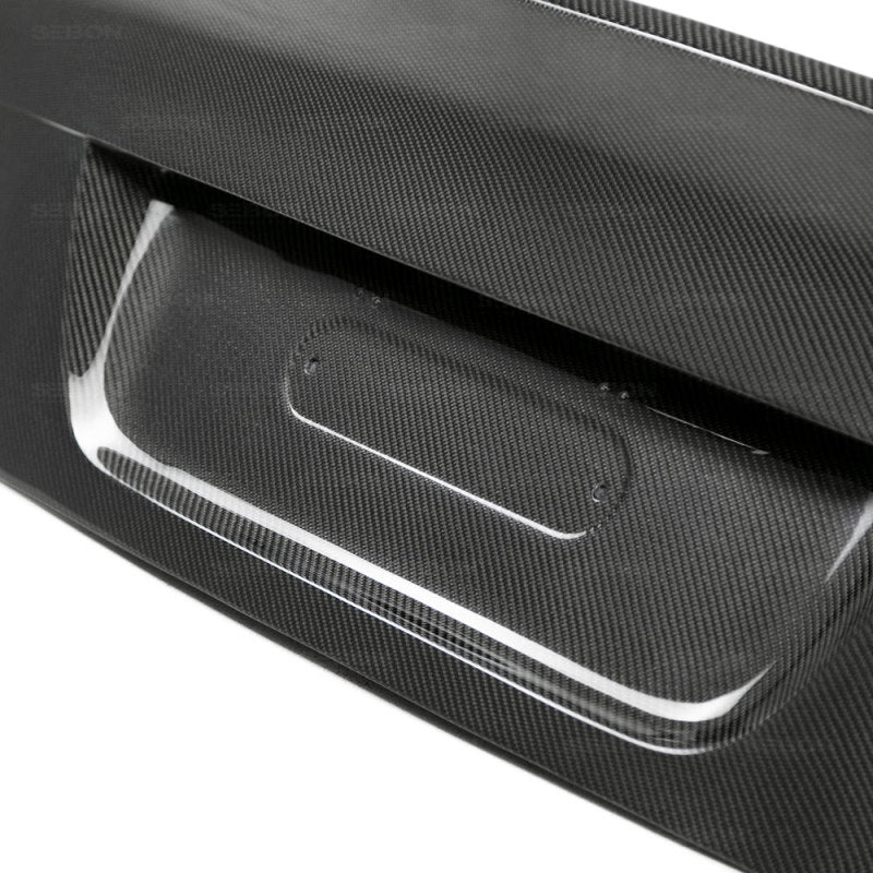Seibon 97-03 BMW 5 Series (E39) CSL-Style Carbon Fiber Trunk/Hatch 2