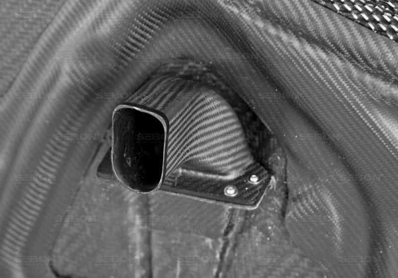 Seibon 09-15 Nissan GTR R35 GTII Dry Carbon Hood 6