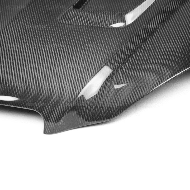 Seibon 12-14 Mercedes C-Class GT Style Carbon Fiber Hood 3
