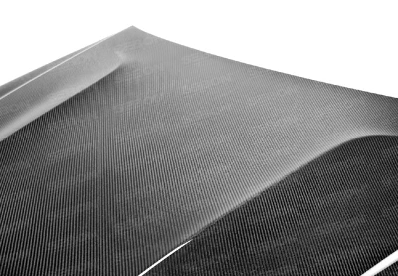 Seibon 12-14 Mercedes Benz C63 OEM Carbon Fiber Hood 1