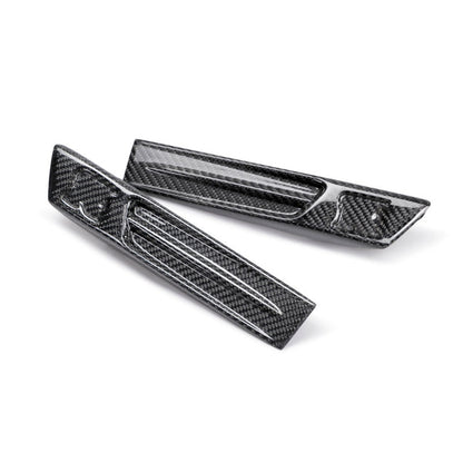 Seibon 09-10 Nissan GTR R35 Carbon Fiber Fender Duct Logos (Pair) 0