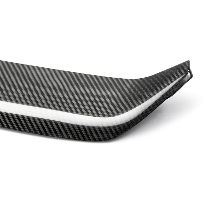 Seibon 09-10 Nissan Skyline R35 GTR OEM Carbon Fiber Front Grill 3