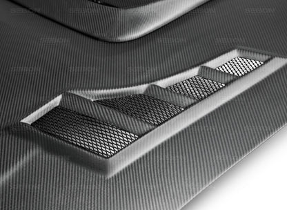 Seibon 04-05 Subaru WRX/STi CW-Style Dry Carbon Fiber Hood 3