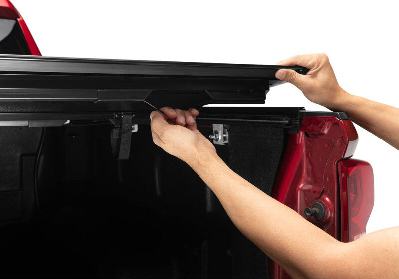 BAK 88-13 Chevy Silverado & C/K 1500 / 88-14 Chevy Silverado 2500/3500 HD 6ft 6in Bed BAKFlip G2