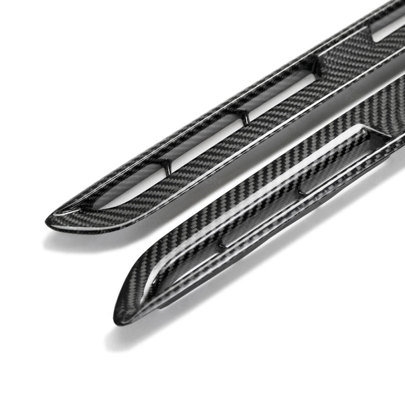 Seibon 09-10 Nissan GTR R35 Carbon Fiber Fender Ducts (Pair) 3